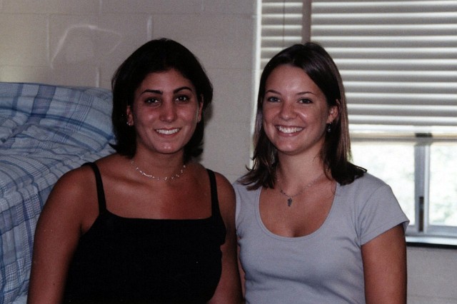 Julie_187.jpg - New friend and roommate throughout college Susan.  How lucky you were to hit it off so well with Susan.