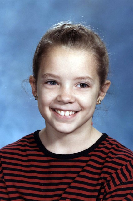 Julie_244.jpg - November 20, 1989 -- almost 9 years old!!  Third grade at Heards Ferry Elemementary School -- Mrs. Bradwell's class.