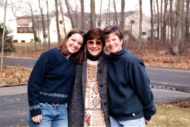 Julie_106.jpg - With Mom and Claire at Claire's home in Rhode Island.  During this trip you and Dad took a side trip to ski at Killington -- your first venture on skis.