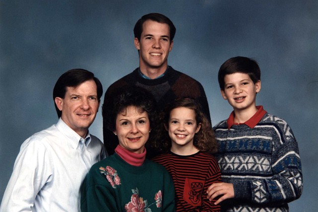 Julie_224.jpg - December, 1989