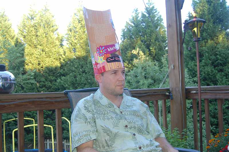 AbbysBirthday_2006_015.JPG - Goofy Dad?